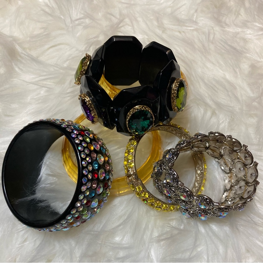 Elegant Multicolor Bangle Bundle